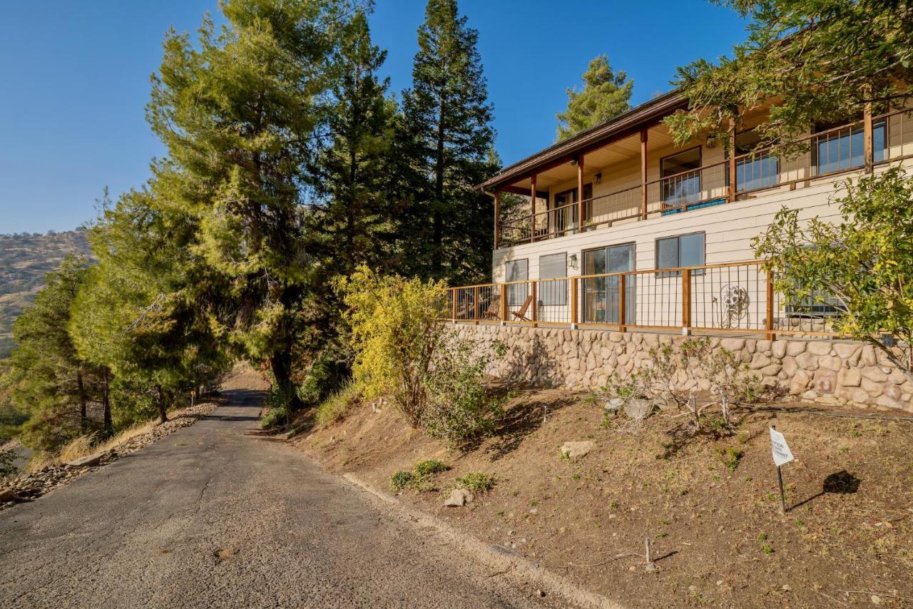 Secluded Mtn Top Family Haven W/Views Spa & Arcade ثري ريفرز المظهر الخارجي الصورة